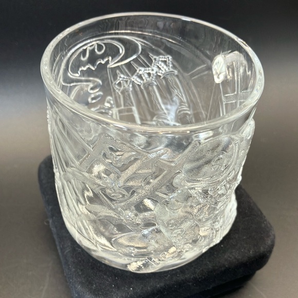 Batman Forever McDonald’s Villian Glass Mug Set- 1995 - Picture 8 of 16